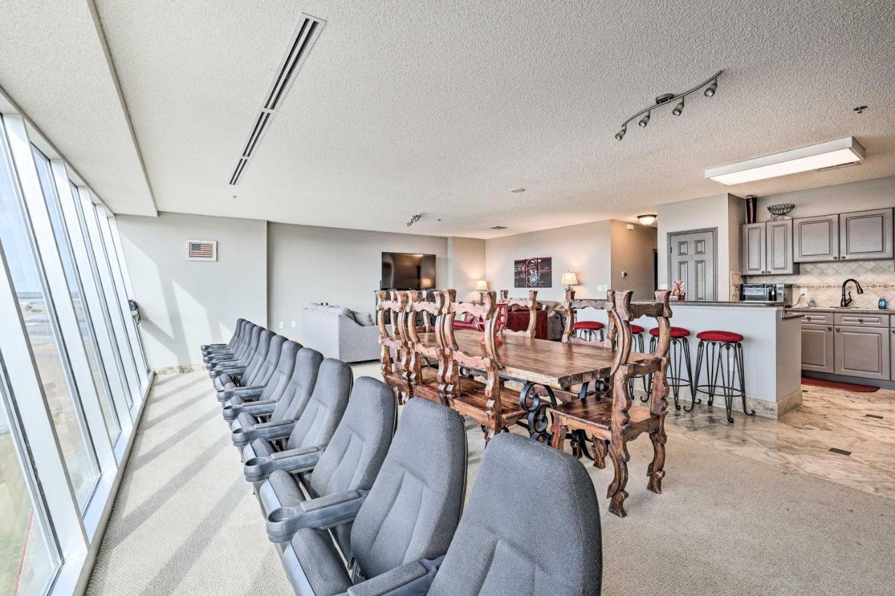 Fort Worth Condo With Racetrack Views And Pool Access Exterior foto