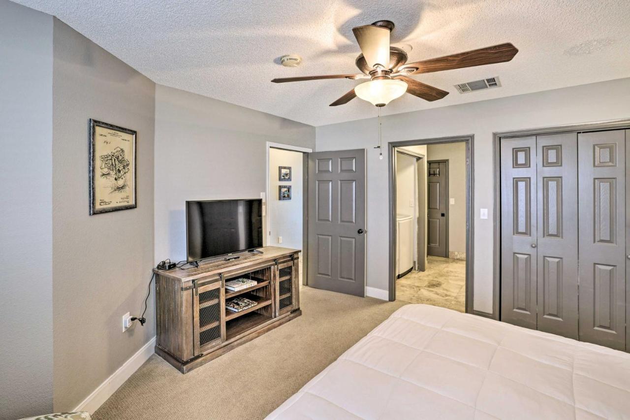 Fort Worth Condo With Racetrack Views And Pool Access Exterior foto