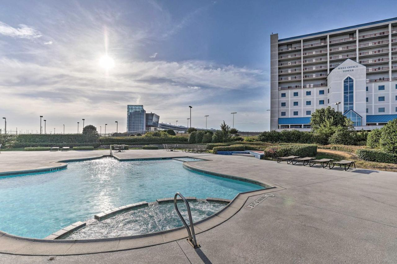 Fort Worth Condo With Racetrack Views And Pool Access Exterior foto