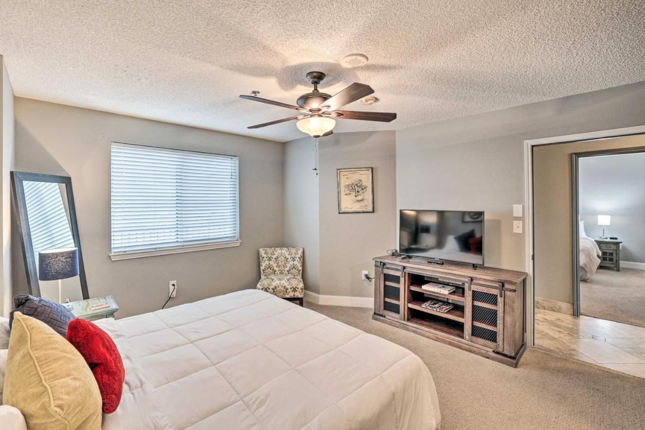 Fort Worth Condo With Racetrack Views And Pool Access Exterior foto